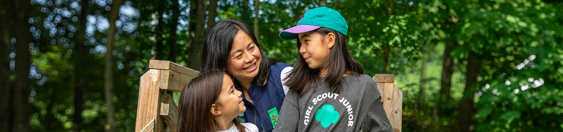  Volunteers havingfun with Girl Scouts of Orange County 