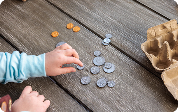 Daisy Money Explorer Box